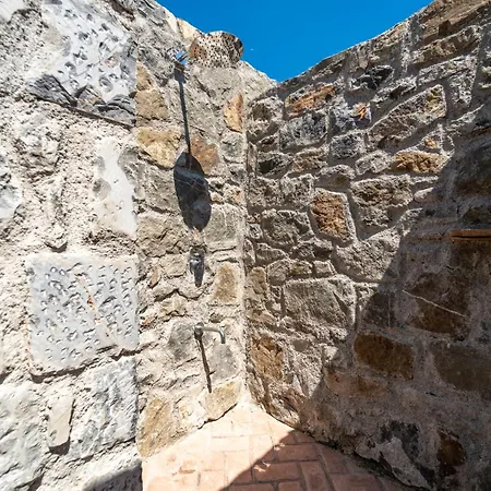 Heliophos Amalthia וילה *