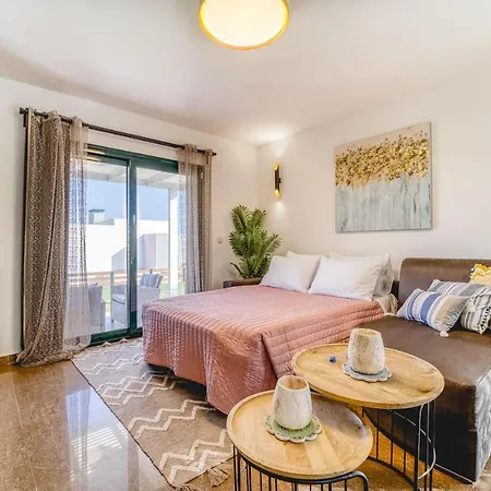 Heliophos Amalthia 别墅 吉奥塔略