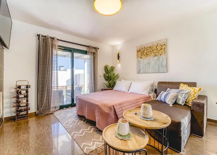 Heliophos Amalthia فيلة كوتاري