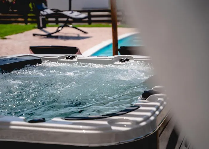 Heliophos Amalthia فيلة كوتاري