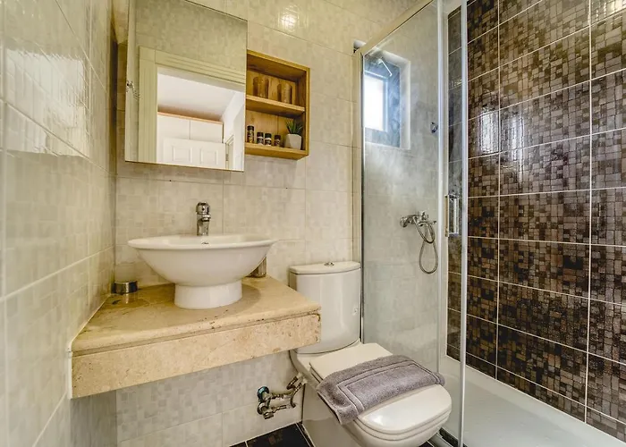 Heliophos Amalthia فيلة *