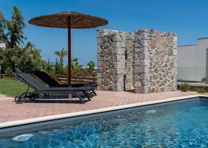 Heliophos Amalthia Vila