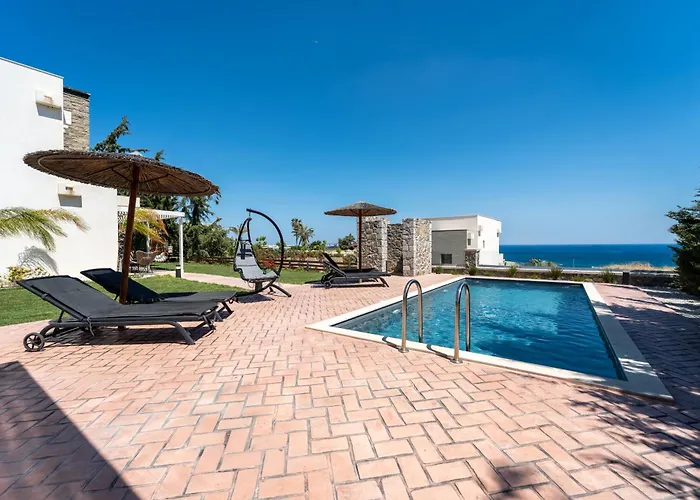 Heliophos Amalthia Vila *