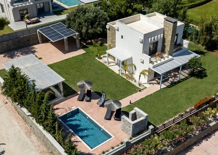 Vila Heliophos Amalthia Kiotari